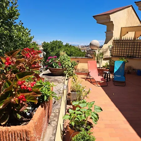 Terrazza Trastevere Apartamento *